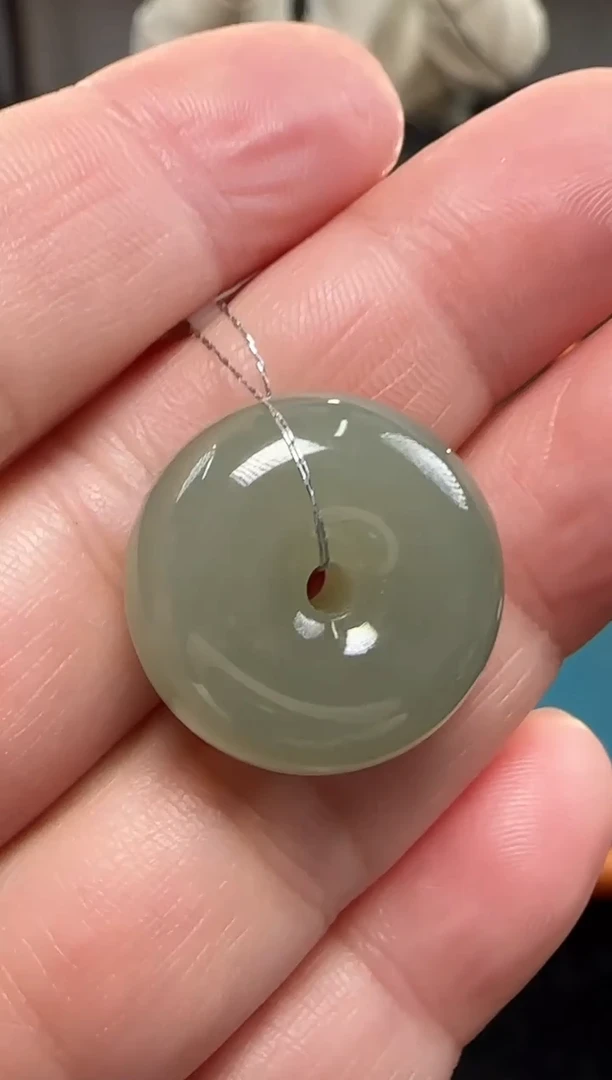 未镶嵌和田玉（糖玉）挂件新疆和田玉于田料平安扣