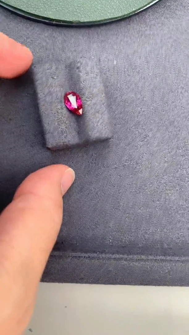 【闪购商品】彩色蓝宝石裸石未镶嵌1.5ct粉蓝宝