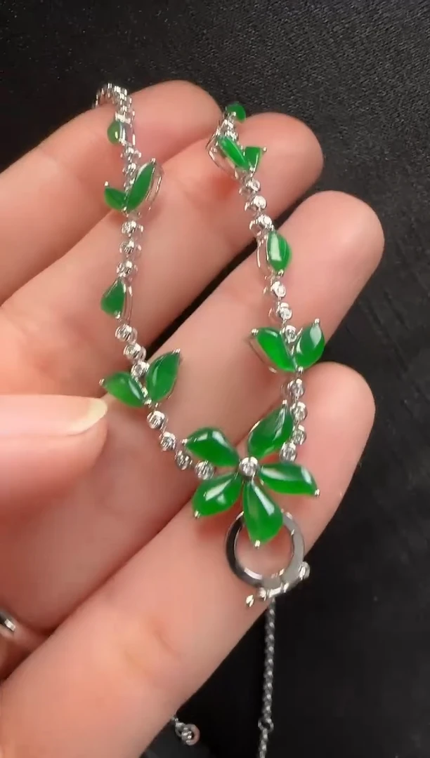 套链18K金镶嵌翡翠424随形一条