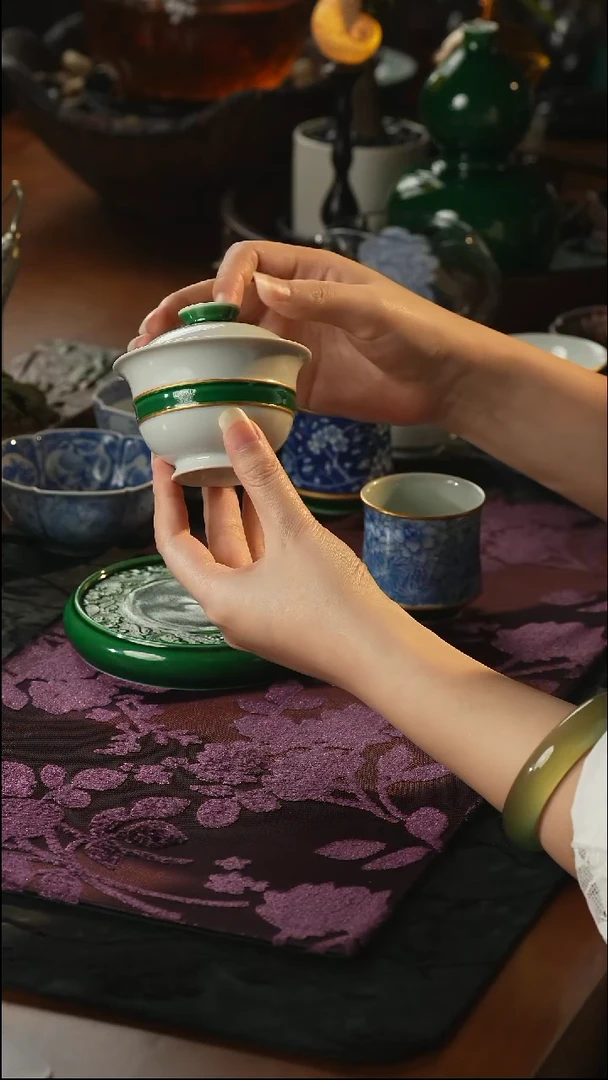 瓷片瓷唐里