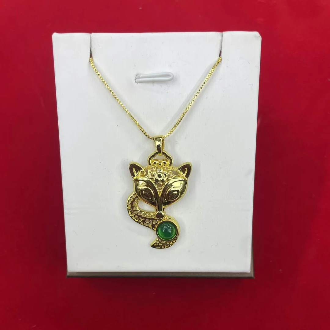 原创镂空轻奢绿尾狐狸吊坠B27