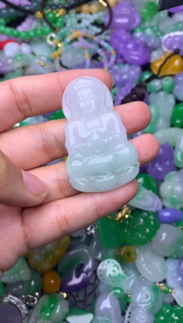 颈饰未镶嵌翡翠缅甸翡翠吊坠
