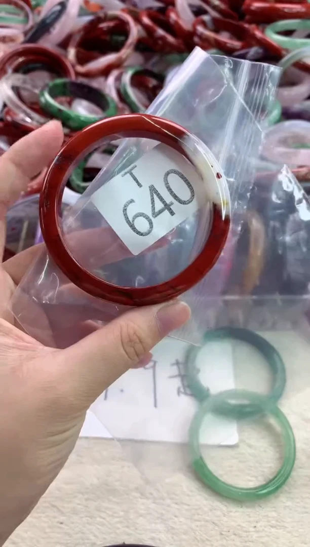 水晶手镯未镶嵌T640-58