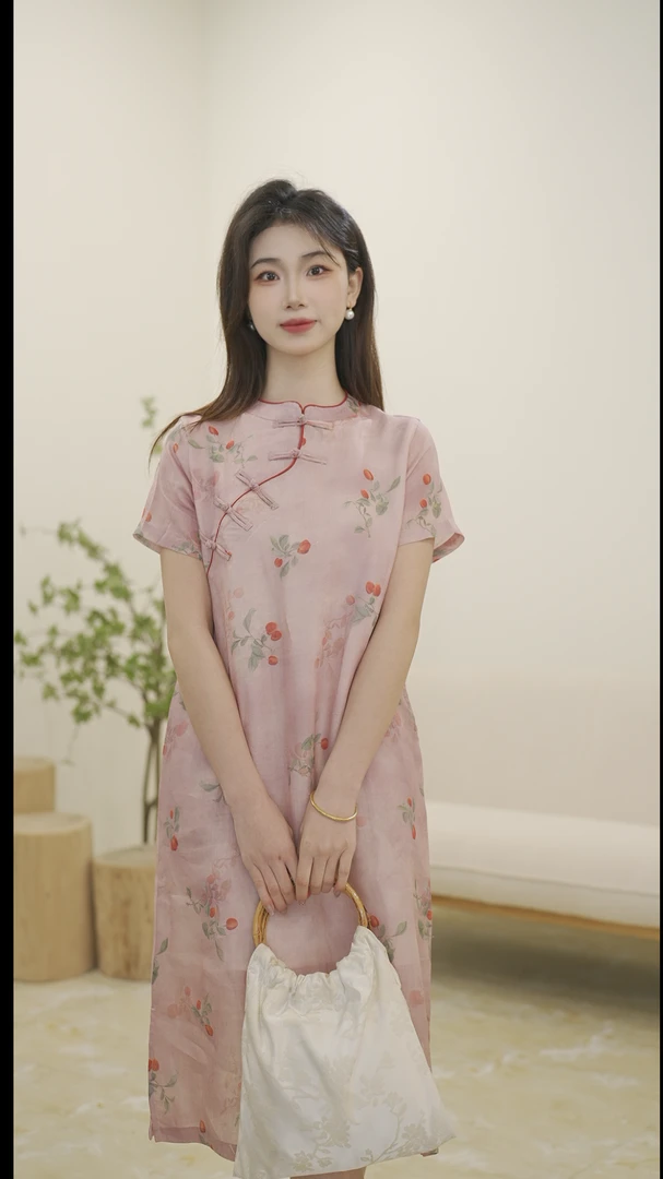 2025夏新款 桃之夭夭 旅行文艺复古立领短袖旗袍长款连衣裙女