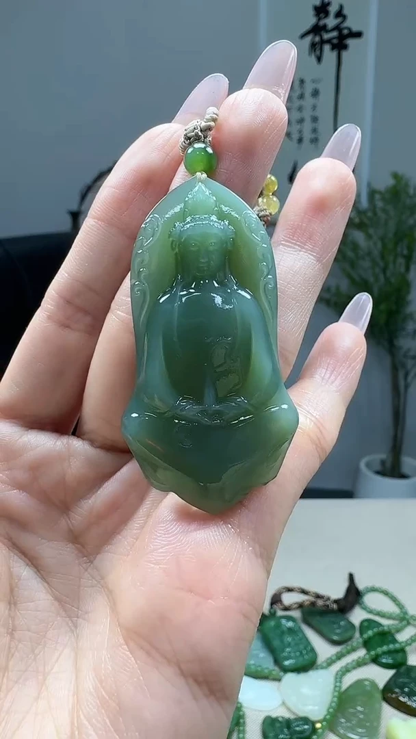 未镶嵌和田玉挂件1
