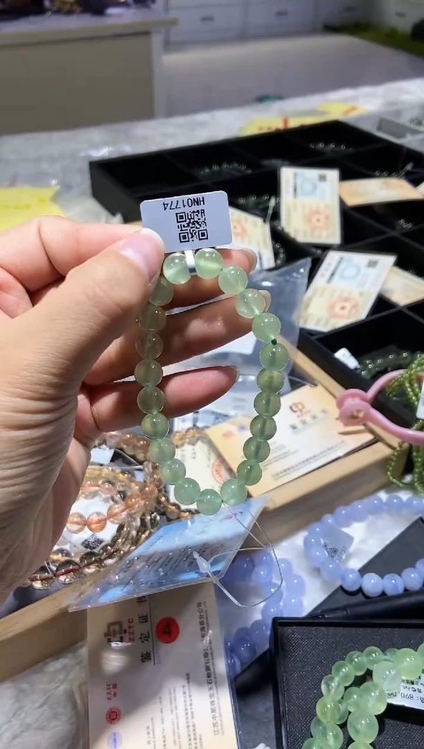 【闪购商品】葡萄石手串未镶嵌手串