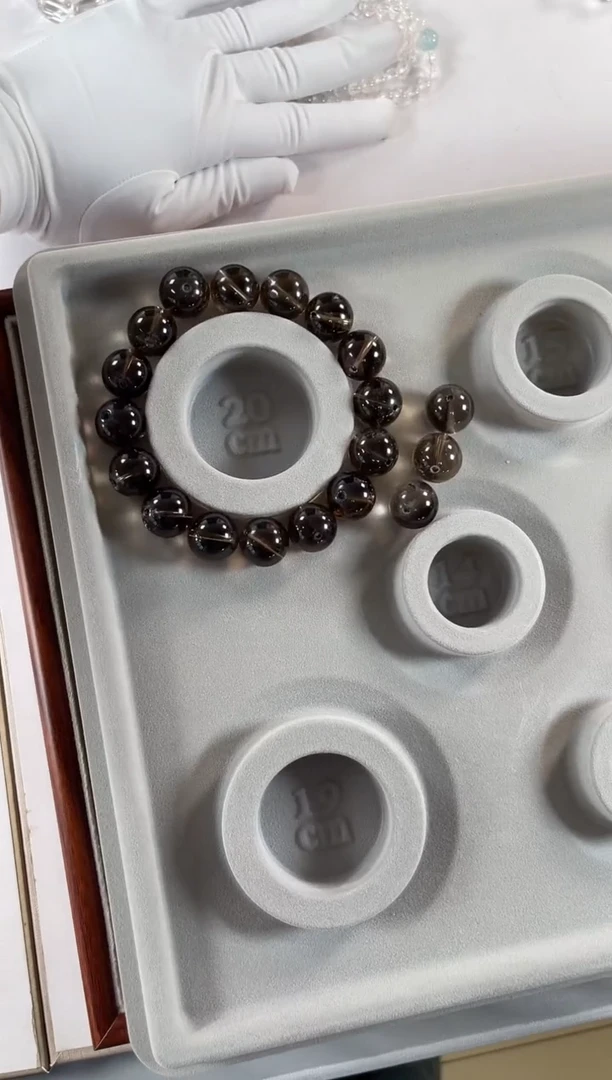 水晶手串未镶嵌燕*茶晶手串-19颗