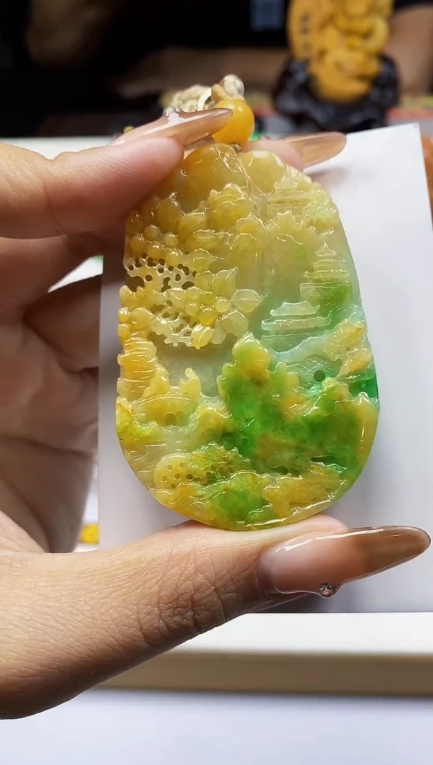 颈饰未镶嵌翡翠翡翠A货