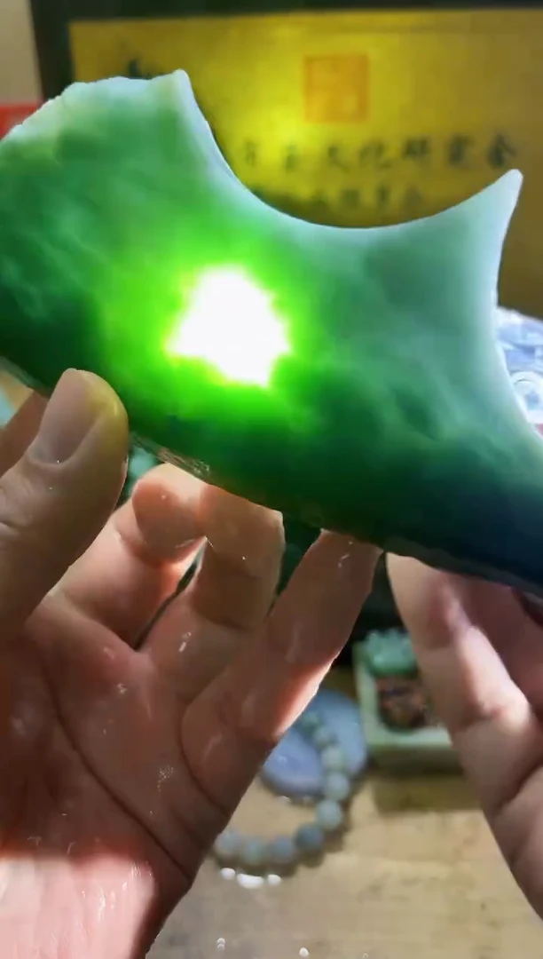 未镶嵌挂件翡翠A货常星8071