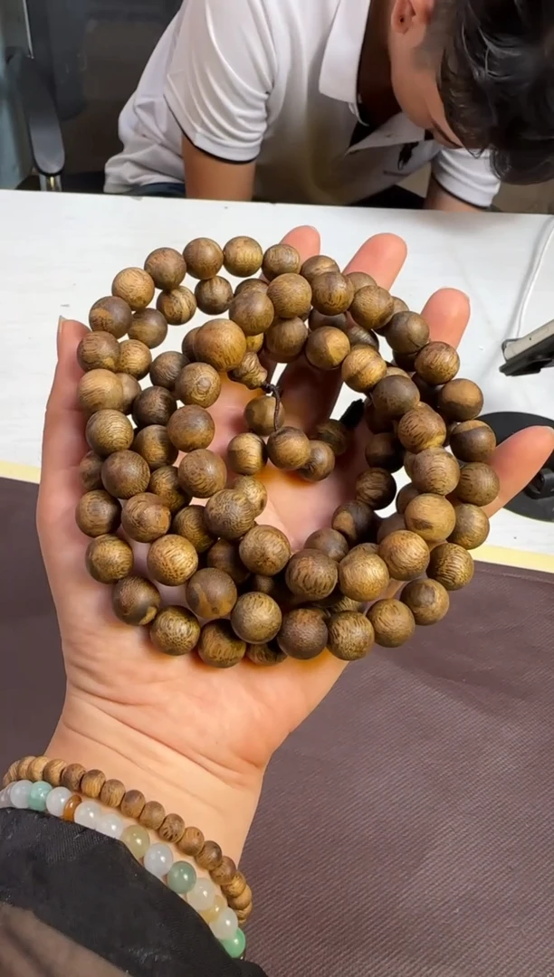 沉香手串三*窖藏款海南沉香正圆珠12mm108颗57g+