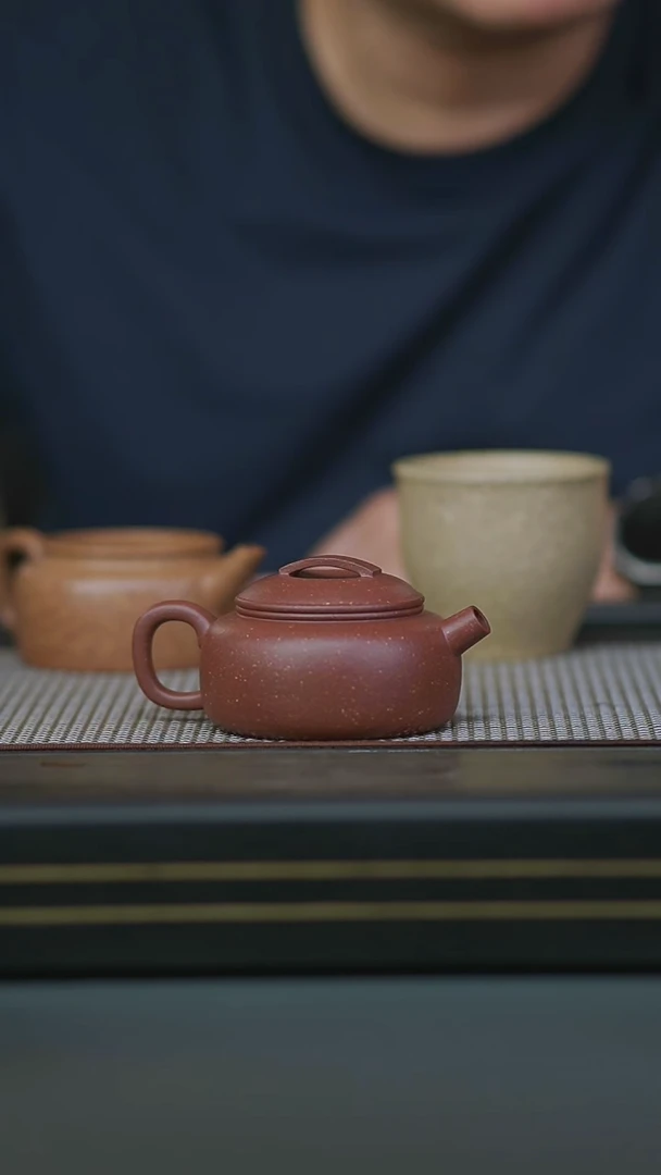 茶壶紫砂全手粗砂底槽清小牛盖150cc