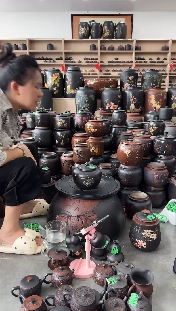 罐瑕疵 彩填 茶叶罐 131