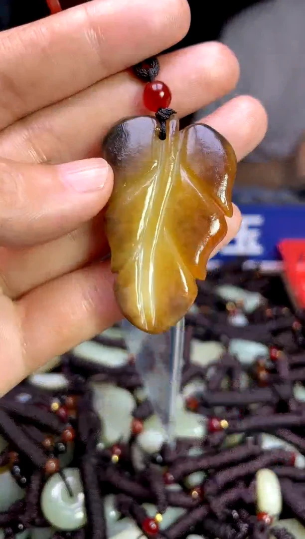 未镶嵌和田玉摆件1