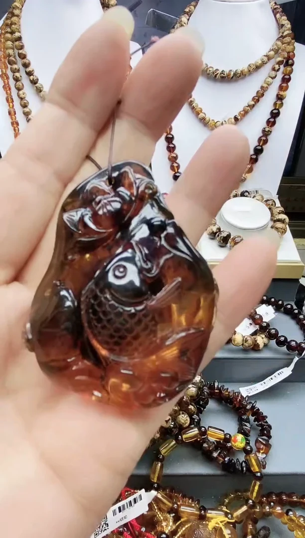 【闪购商品】琥珀吊坠(不含链)未镶嵌琥珀