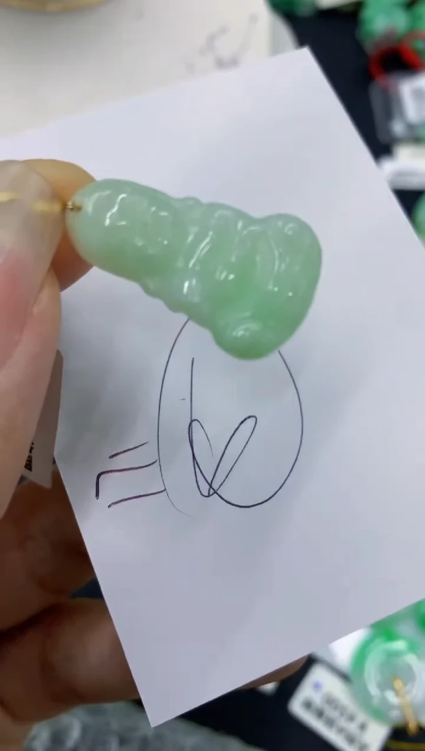 翡翠未镶嵌颈饰11111111111