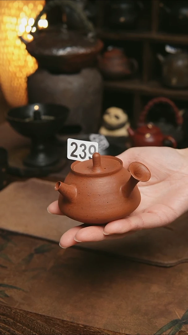 239号紫砂朱泥全手侧把茶壶120毫升