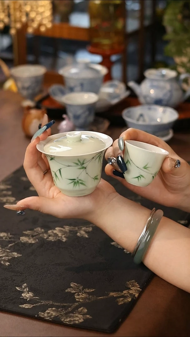盖碗+茶杯 哈哈哈哈哈