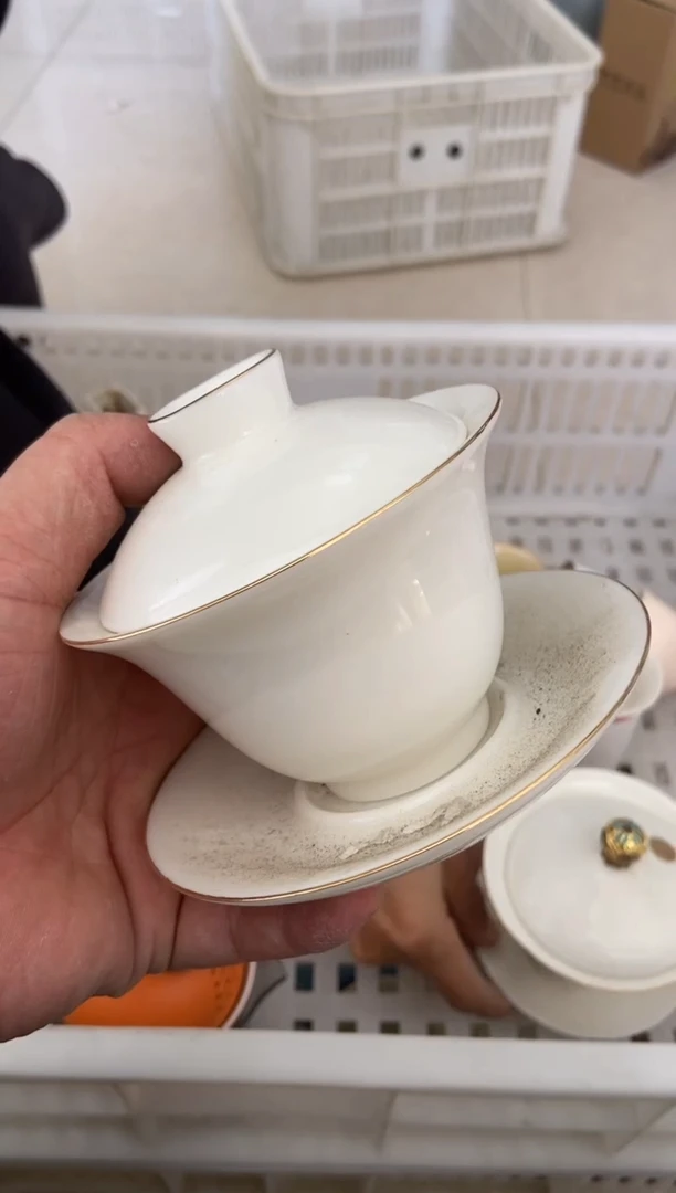 杯无运费险有瑕疵的摄影的产品有使用过的痕迹有点脏介意勿拍
