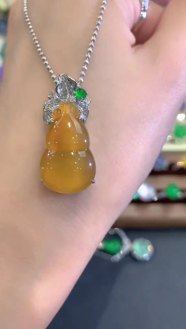吊坠(不含链)18K金镶嵌翡翠w53