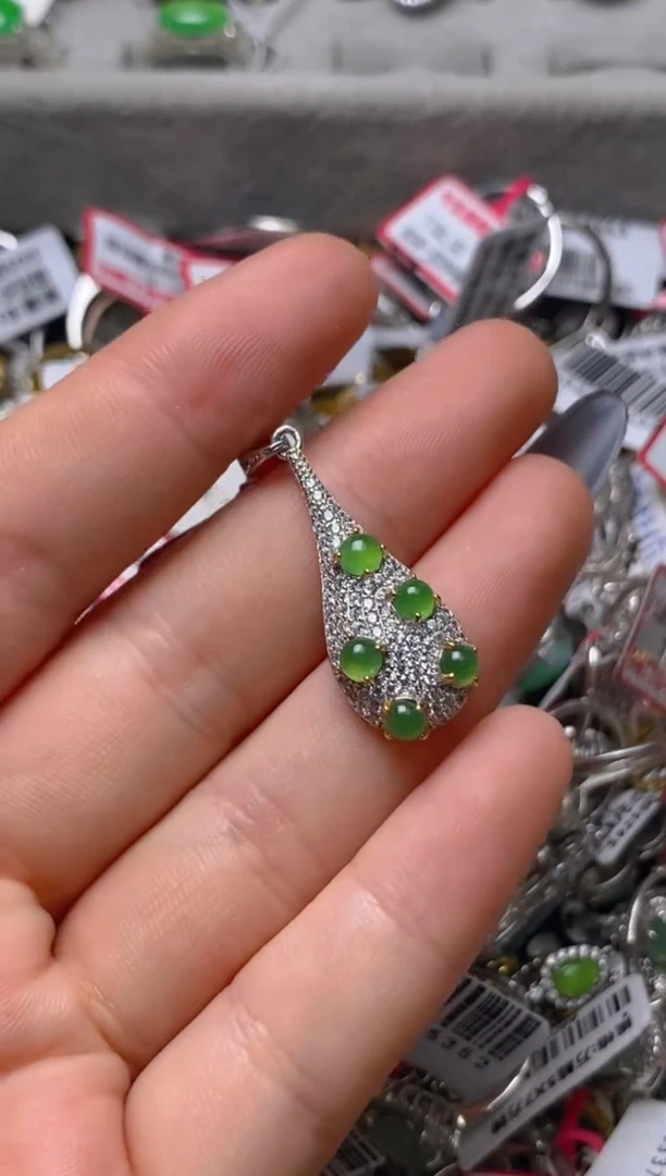 银S925镶嵌戒指翡翠百内无证书