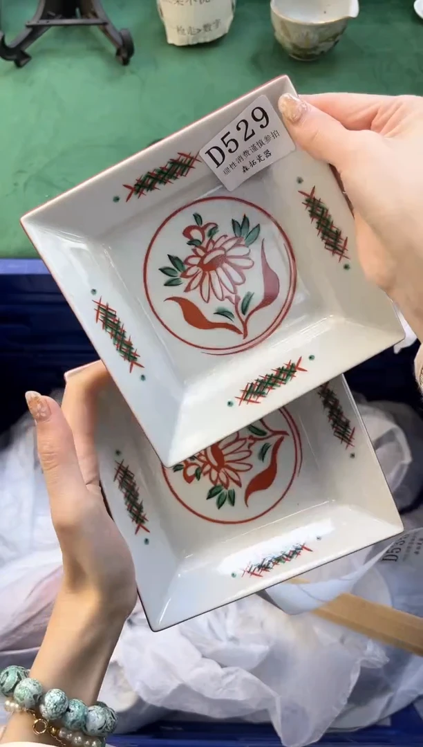 【闪购商品】瓷片          D529