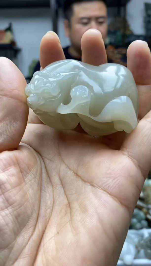 未镶嵌和田玉把件1