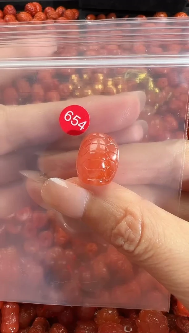 颈饰未镶嵌南红玛瑙1