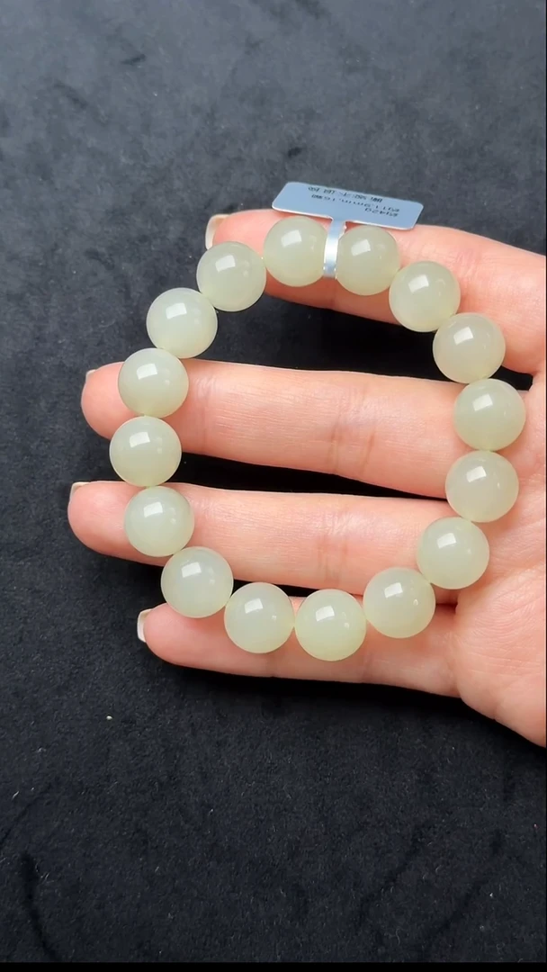 颈饰未镶嵌和田玉036-青白玉圆珠手串-12mm-A1789-1203