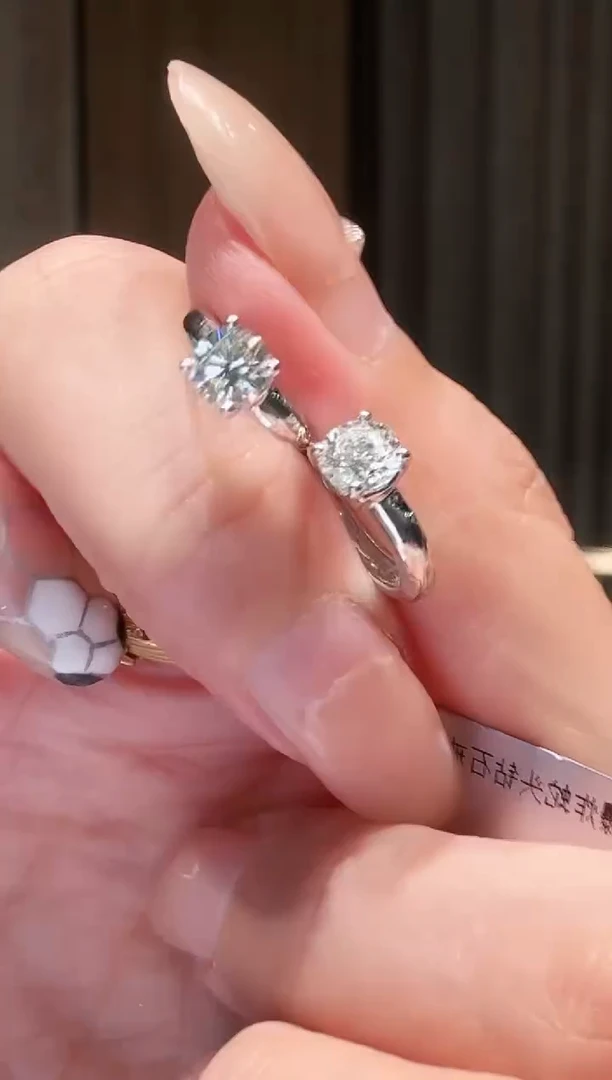 铂Pt950镶嵌耳饰钻石AY0155-W