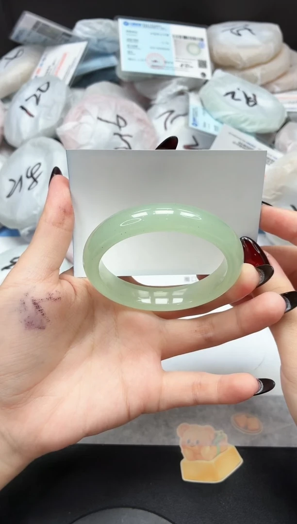 未镶嵌手镯石英质玉81/东陵56.3