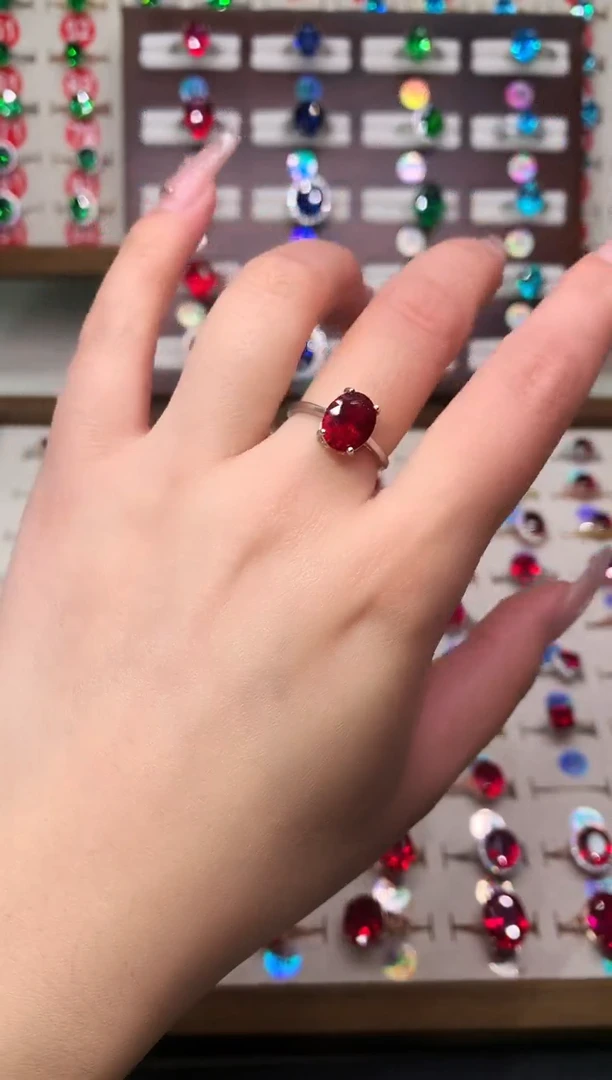 银S925镶嵌戒指红宝石8*10 酒红 银托