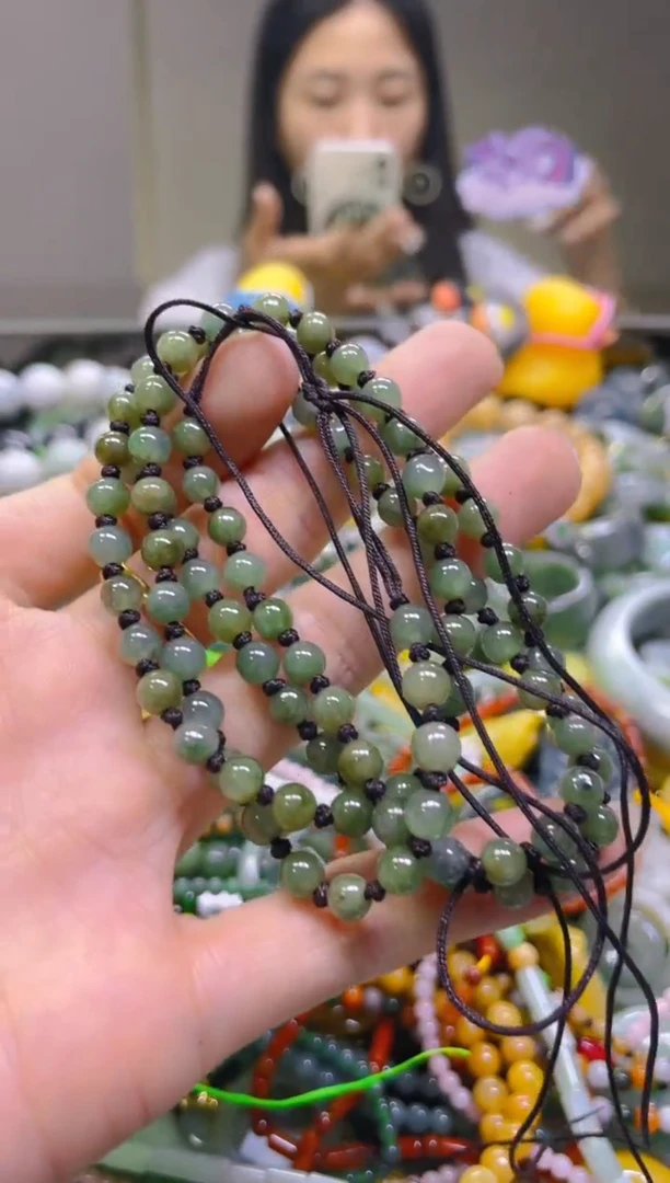 翡翠未镶嵌颈饰5MM/C/翡翠A货，一件也是批发价
