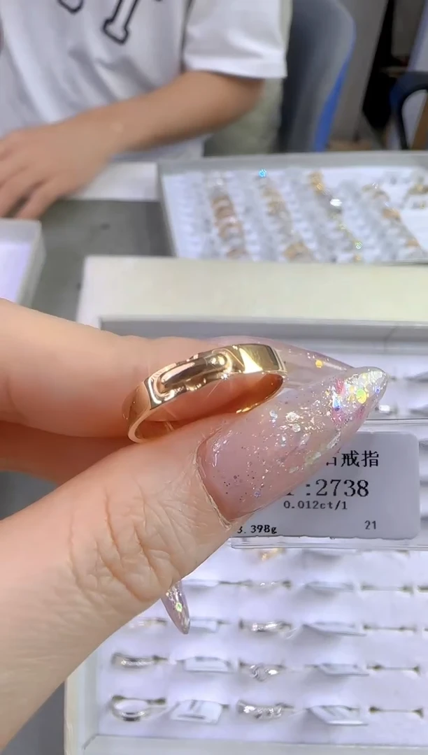 18K金镶嵌戒指/指环钻石珍**下227300