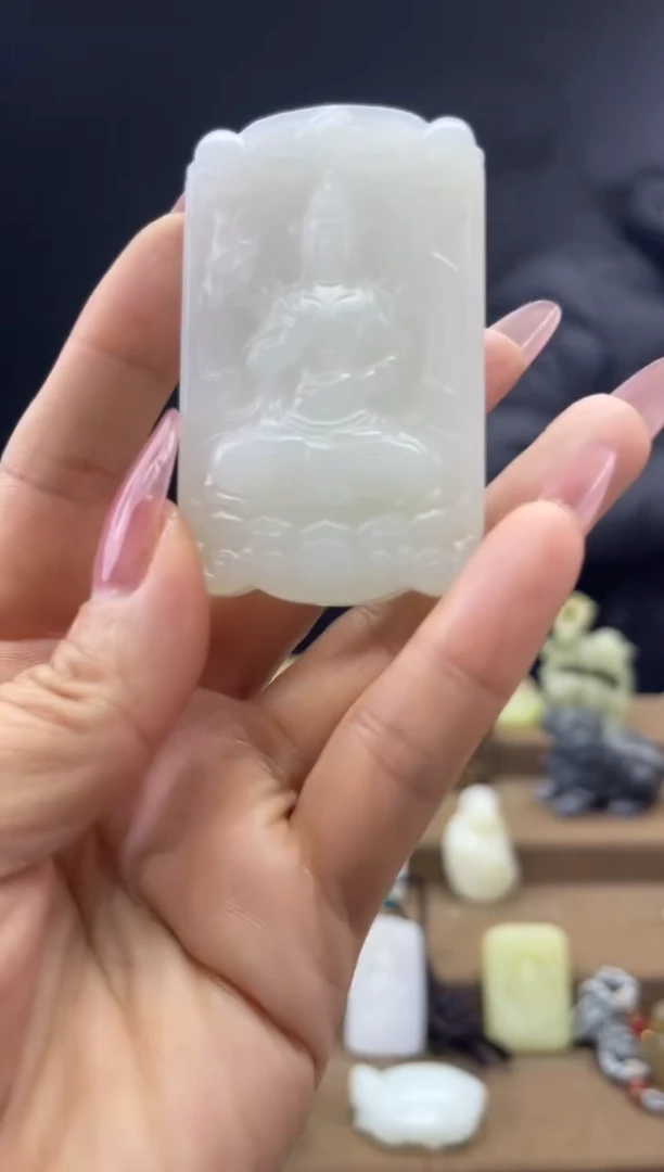 颈饰未镶嵌和田玉1