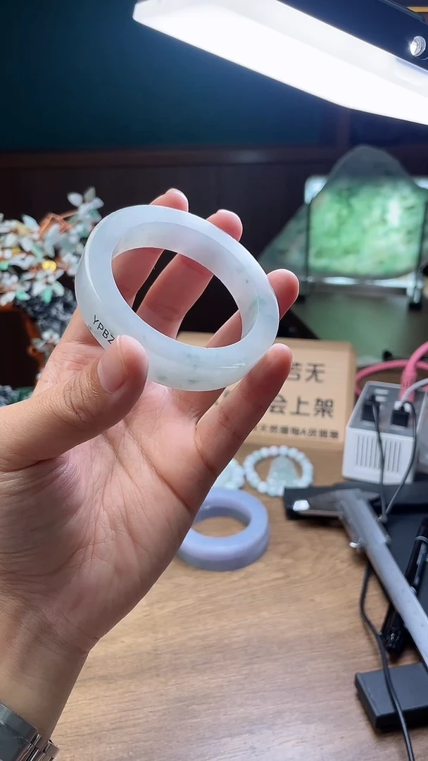 【闪购商品】定制翡翠手镯未镶嵌定制1