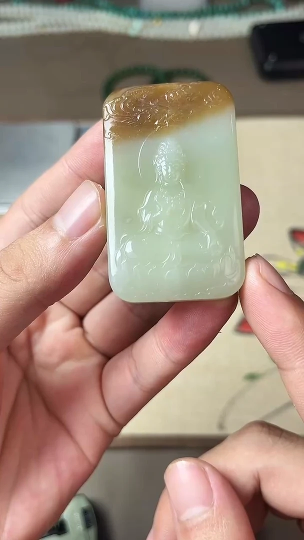 和田玉未镶嵌颈饰颈饰