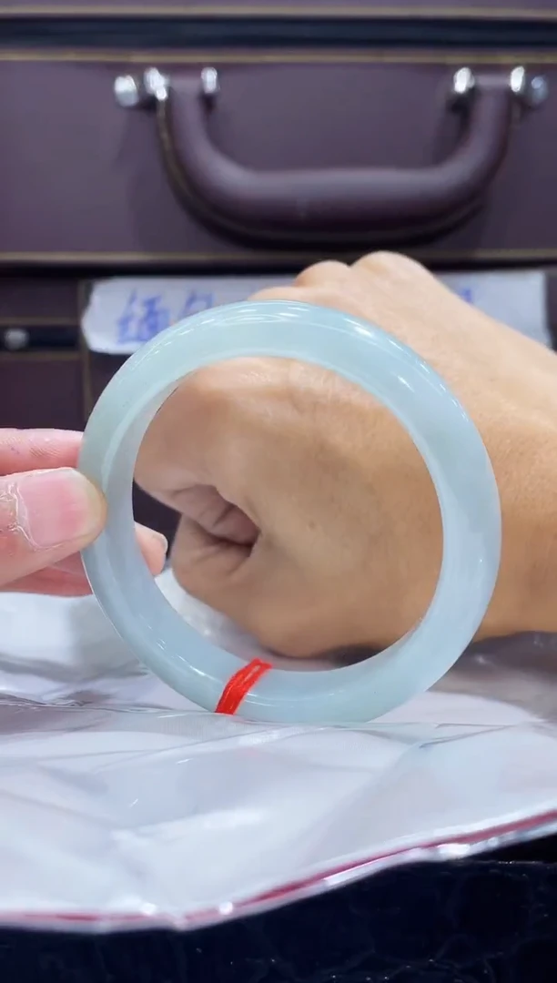 未镶嵌手镯翡翠7