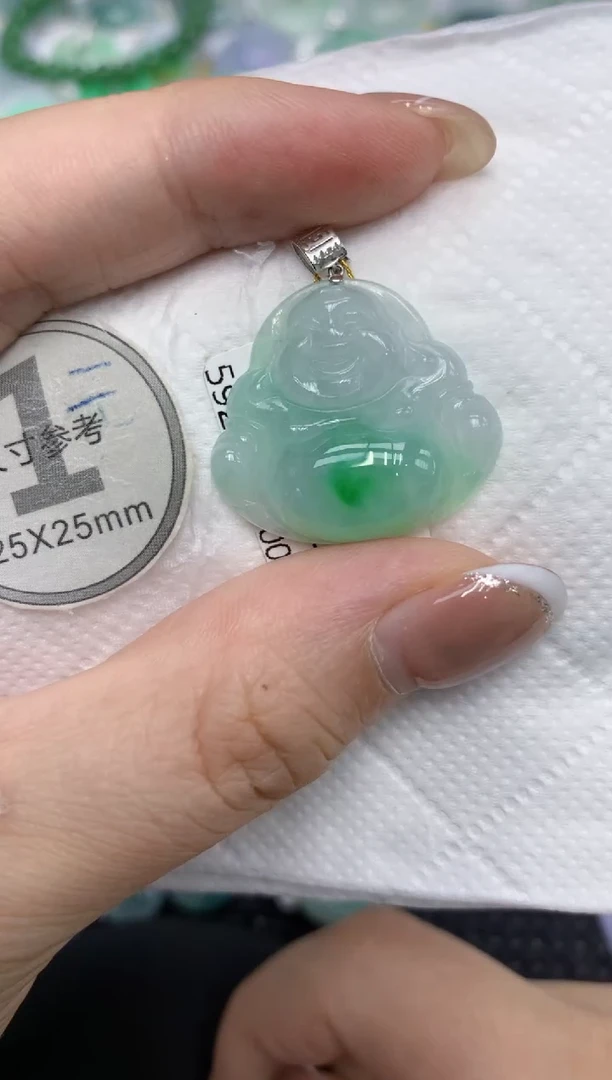 颈饰18K金镶嵌翡翠111111111