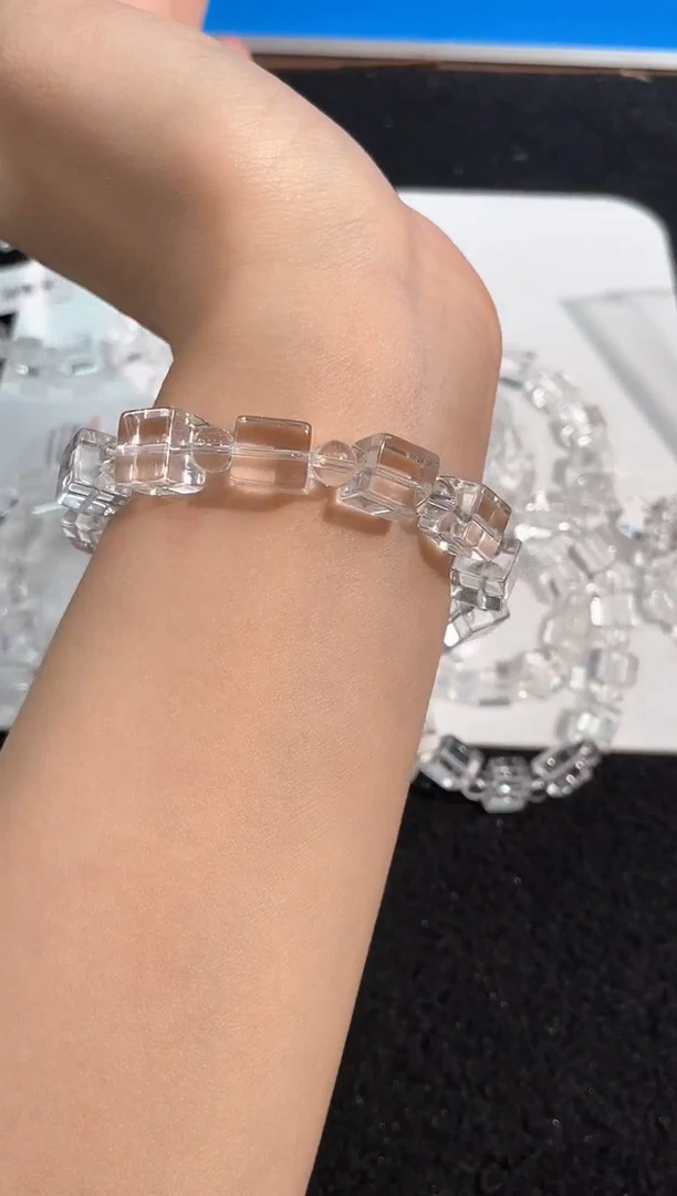 【闪购商品】水晶手链未镶嵌15号白水晶方糖单圈