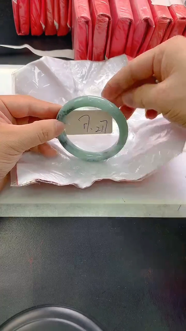 未镶嵌手镯翡翠217