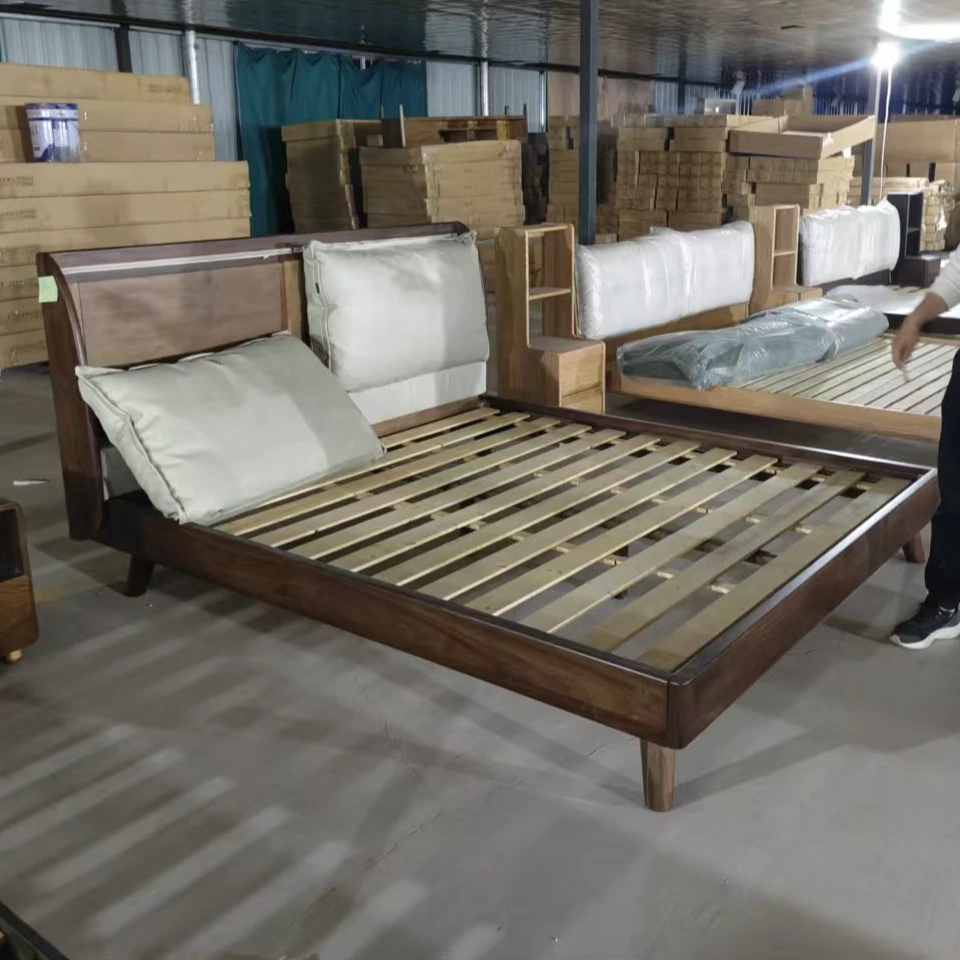 胡桃木真皮软靠窗纯实木卧室实木床