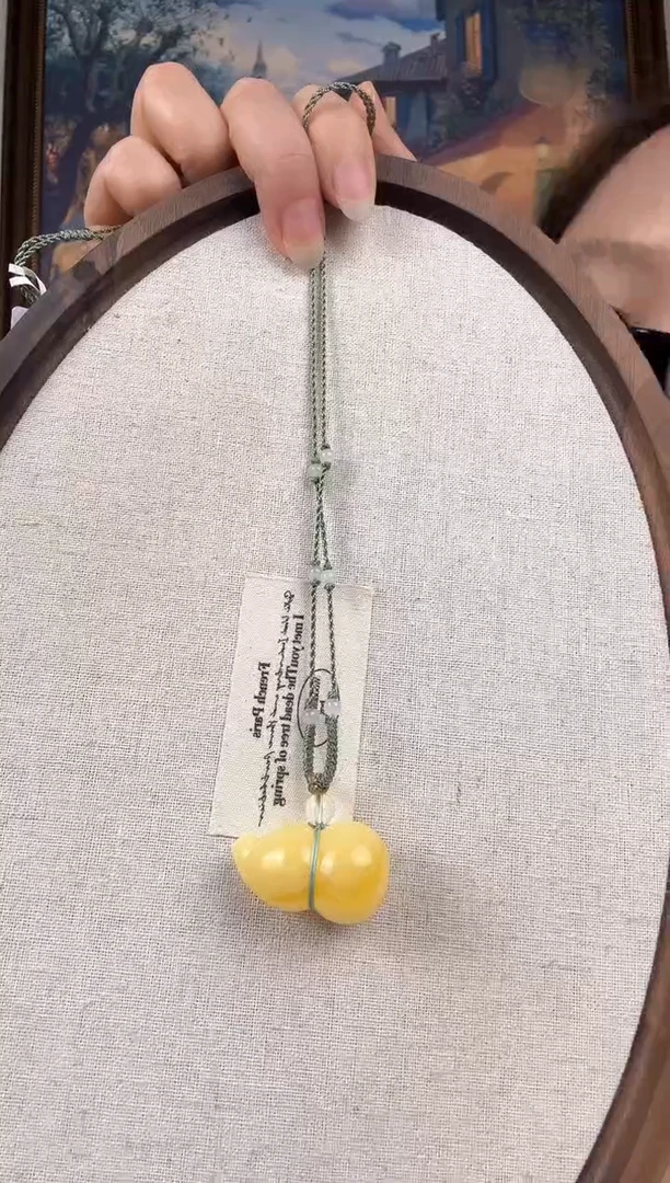 未镶嵌颈饰蜜蜡小*瓜蜜蜡吊坠
