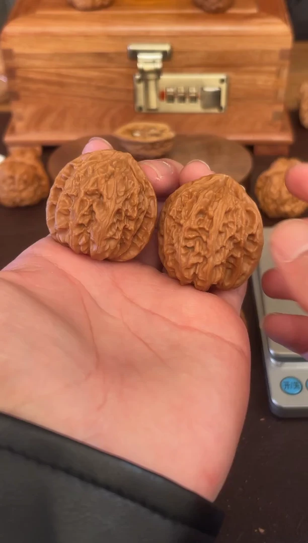 吊坠文玩核桃白狮子37