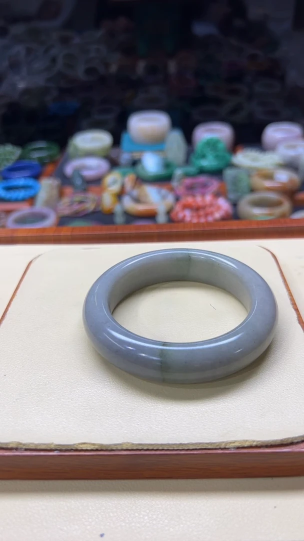 未镶嵌手镯石英质玉青*218