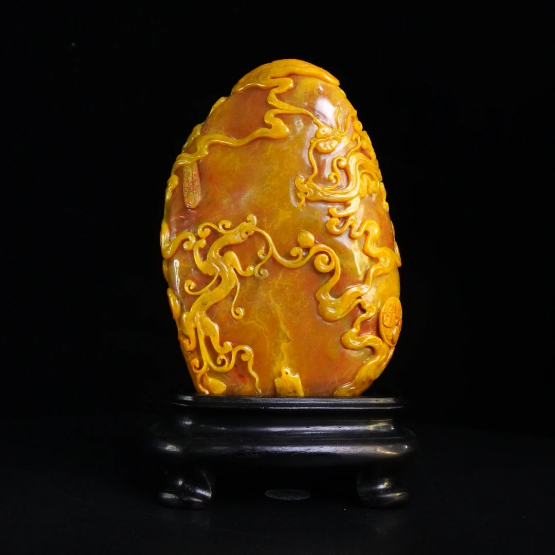 Lot.9.老挝石南部田黄螭虎博古摆件423.8克7.3x4.2x11.5cm，1MK