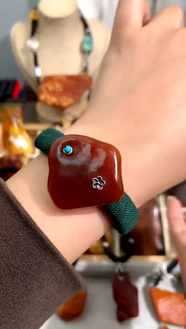 【闪购商品】蜜蜡裸石未镶嵌似玉