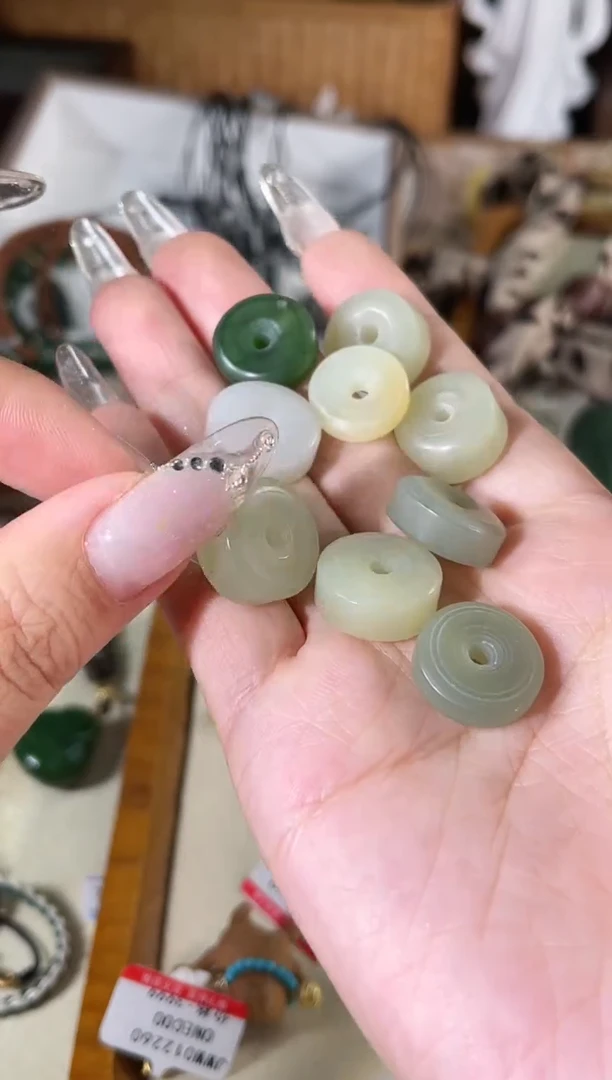 吊坠(不含链)未镶嵌和田玉多样性发货其一孤品默认微瑕