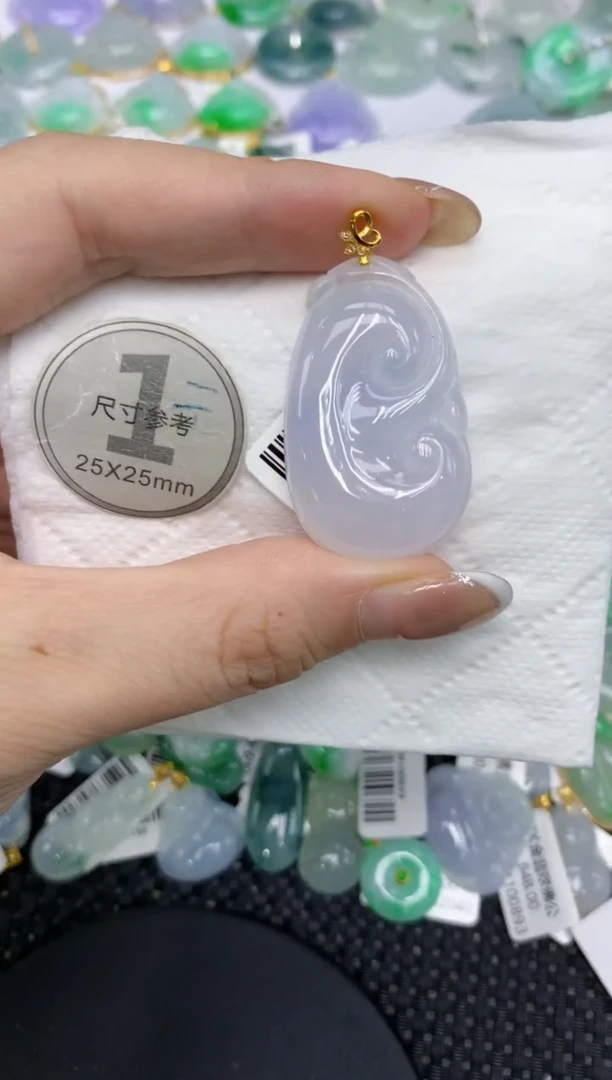 颈饰18K金镶嵌翡翠1111111
