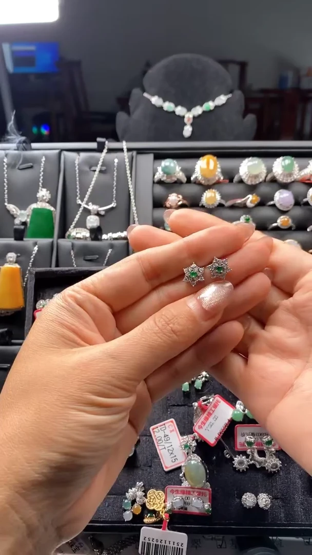 合金翡翠耳饰59