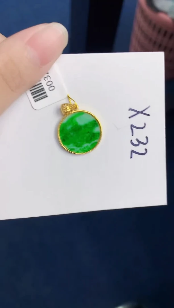 颈饰未镶嵌翡翠天然翡翠缅甸A货